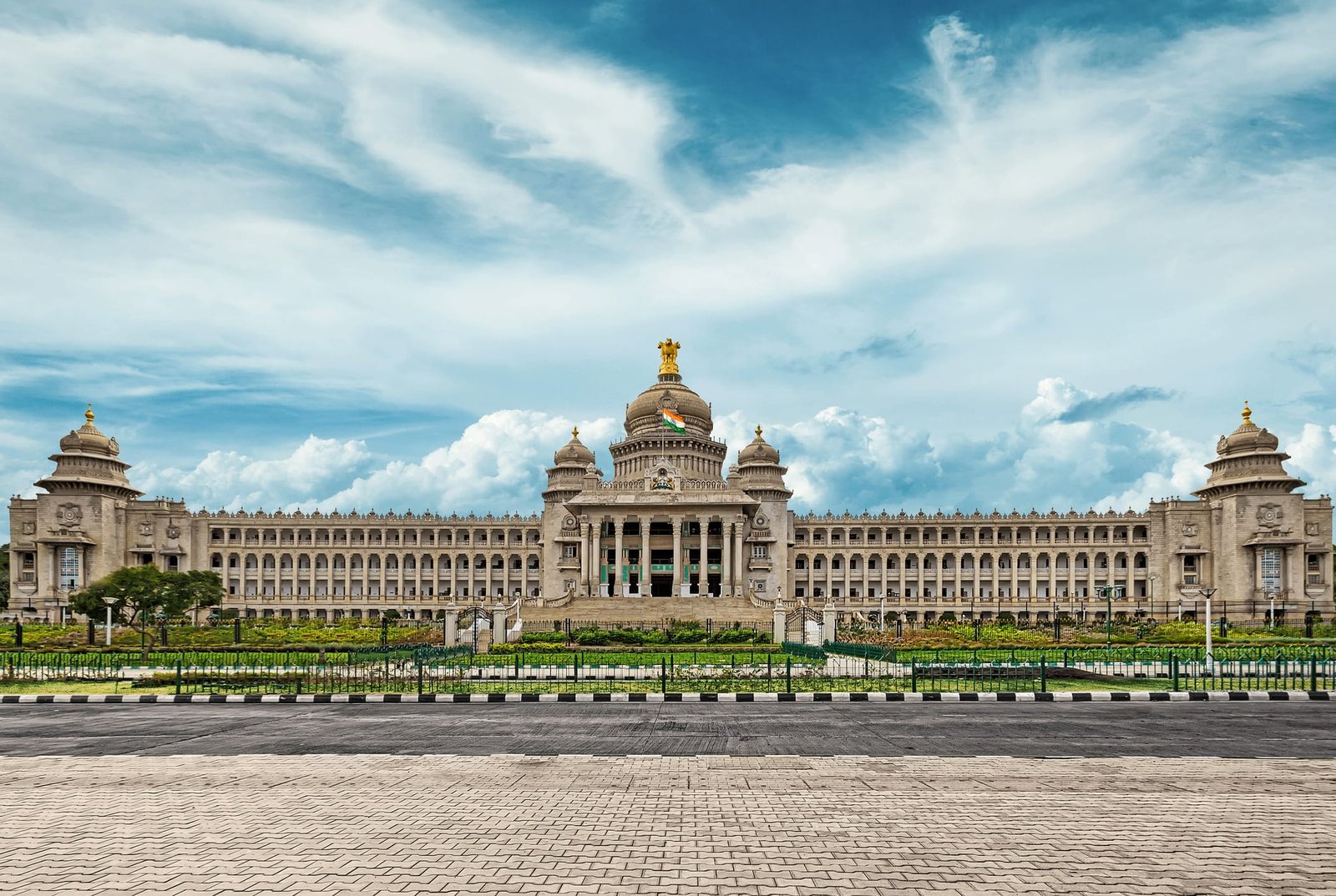 Vidhana Soudha in Bengaluru under a clear blue sky